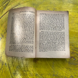 ĐỜI TỈ PHÚ- PIERRE RAY ( PI E RÂY) 541703