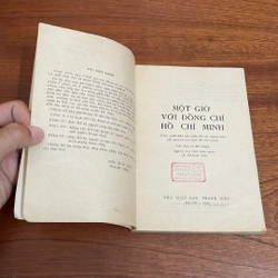 II Sách Danh Nhân: Một Giờ Với Đồng Chí Hồ Chí Minh - Lê Khánh Soa - 1985 503136
