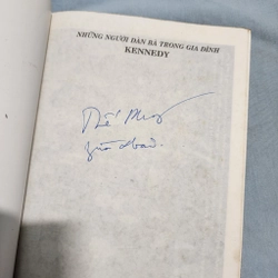 Những người đàn bà trong gia đình Kennedy | Pearl S. Buck | chữ ký nhà văn Thế Phong 479331