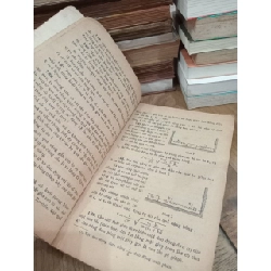 Bài tập vật lý lớp mười hai 780738