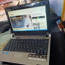 Laptop 10.1 inch ZIN,pin 1h30 phút