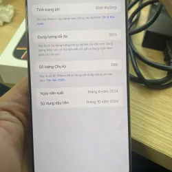 Điện thoại iPhone 16 Pro Max 256GB chính hãng màu vàng hình chữ nhật 589801