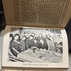 Sách Đại Thắng Mùa Xuân - đại tướng Văn Tiến Dũng  1010946