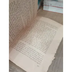 Một thời hoang lạnh - Lưu Văn Khuê