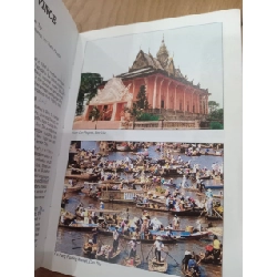 VIETNAM : Tourist Guidebook - Vietnam National Administration of Tourism 234938