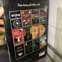 Bí ẩn trên bàn tay- Đông A Sáng  738778