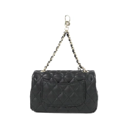 Charm túi AP4760 của Chanel 623514