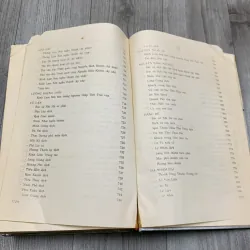 Tổng tập văn học việt nam. Tập 6 757652