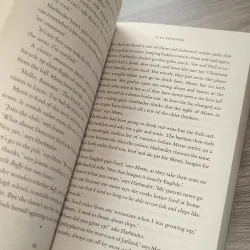 Bleeding Heart Yard by Elly Griffiths 795629