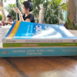 Tư duy biện luận và logic học (t/g Triệu Truyền Đống và Lê Duy Ninh) 524859