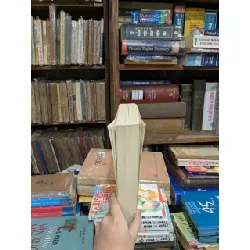 Fourth Wing - Rebecca Yarros