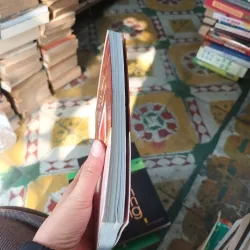 Văn Hóa Và Con Người - Nguyễn Trần Bạt 761468