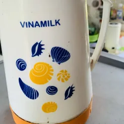 Ca Nhựa 1 Lít - đang sử dụng