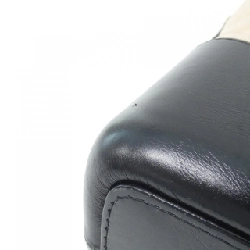 Túi xách vai Gabrielle của Chanel 93824 613314