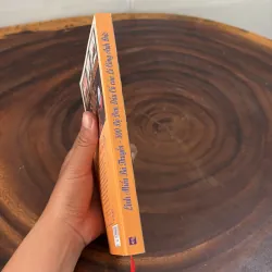 II Linh Miếu Bà Thuyền Và 500 Bộ Đèn Dầu Cổ Của Lê Công Anh Đức - 2020 995346