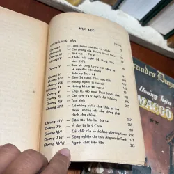 II Văn Học Nước Ngoài: Hoàng Hậu MácGô (2 Tập) - ALEXANĐRƠ ĐUYMA - 1988 781593