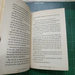 Cô gái mù chữ phá bom nguyên tử 563890