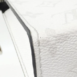 Túi xách đeo vai Louis Vuitton Taigarama Gaston Wearable Wallet M30935 - Hàng hiệu Authentic 767987