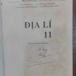 Địa lí 11, in năm 2003 786025