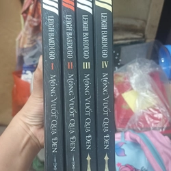 Móng Vuốt Quạ Đen- Leigh Bardugo 502915