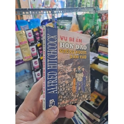 Vụ Bí Ẩn Hòn Đảo Những Người Đắm Tàu - Alfred Hitchcock 2000 mới 80% VĂN HỌC HCM3012