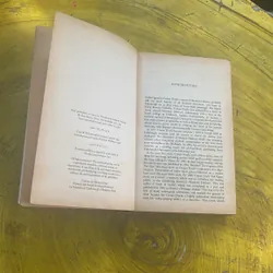 THE ADVENTURES OF SHERLOCK HOLMES- SIR ARTHUR CONAN DOYLE 594526