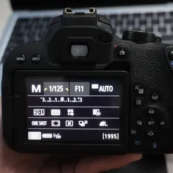 Cần bán nhanh Camon Rebelt7i/800d+Kit 18-55stm mới 99% 697460