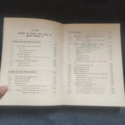 Nghiệp vụ Ngân hàng Quốc tế - PTS. Lê Văn Tề - Năm 1994 655226
