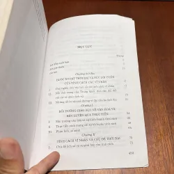 II Danh Nhân Trung Quốc: Ba Vĩ Nhân Trung Quốc Của Thế Kỷ 20 - Thi Hữu Tùng - 2009 927332