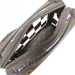 Túi đeo vai Louis Vuitton Monogram Chess Slim Soft Trunk M20871 - Hàng hiệu Authentic 770377