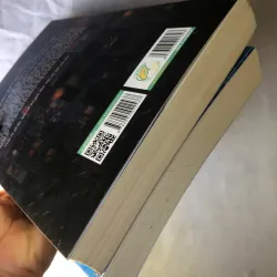 Chó Hoang Và Xương - Hữu Đồ Thành 1007340