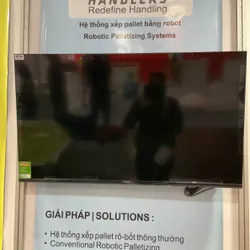 Television (TV) 673765