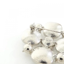 Brooch Chanel 626891