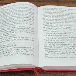 TUỔI THƠ DỮ DỘI - Phùng Quán (bìa cứng, 742 trang) 747986