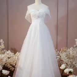 Váy cưới Jijico L-XL 18902