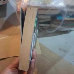 Nỗi buồn chiến tranh 739249