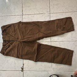 Quần kaki Uniqlo màu nâu chính hãng