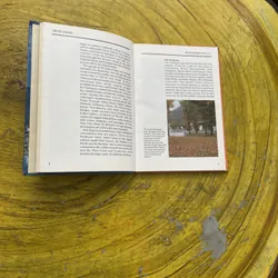 WORLD IN VIEW UNITED STATES OF AMERICA- CHESTER KRONE 605171