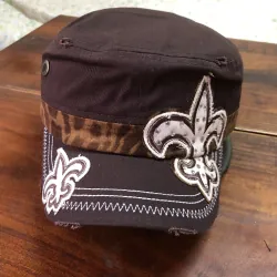 Nón kiểu chóp vuông đen hoạ tiêt thêu tay - xuất khẩu xịn - ship ngẫu nhiên. 520078