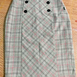 Chân váy bút chì