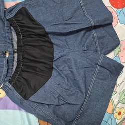 Set quần + sooc bò cho mẹ bầu, đã dùng vài lần, còn gần như mới,, size S