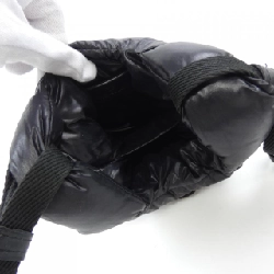 Túi MONCLER LEGEGE 658657