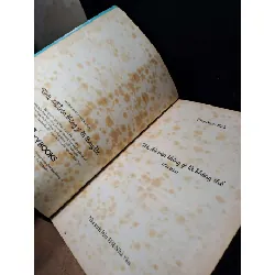 Trái đất tròn không gì là không thể - Play Ngọc Bích - 2014 mới 80% ố - VĂN HỌC - HCM0111 630022