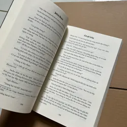 Cái ghế trống 734413