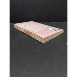 Cố chấp yêu Ploy Ngọc Bích mới 90% bẩn bìa, ố vàng 2014 HCM.ASB3010 542712
