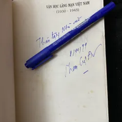 Văn học lãng mạn Việt Nam - chữ ký tác giả  1003886