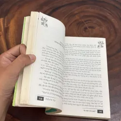 II Văn Học: Nụ Hôn Của Quỷ (Tập 1) - Tiểu Ni Tử - 2011 1008462