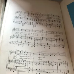 Việt Nam đất nước anh hùng  1001025