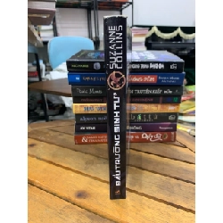 Đấu trường sinh tử-Suzanne Collins 746260