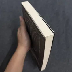 Thăng khúc - Samantha Shannon 936911